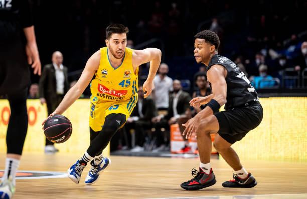 比赛中成为 比赛中成为