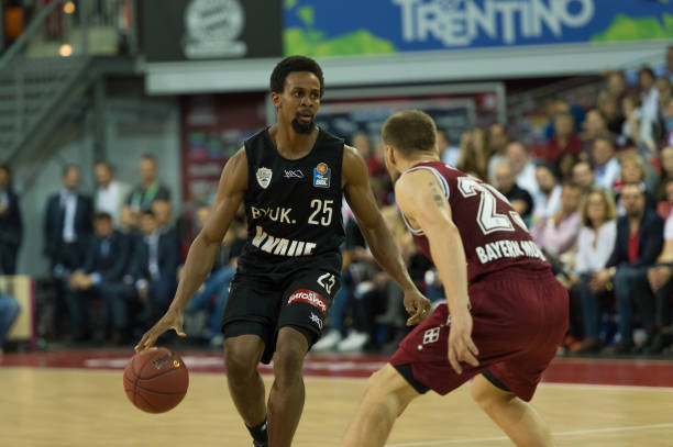 尤文图斯仍 尤文图斯仍