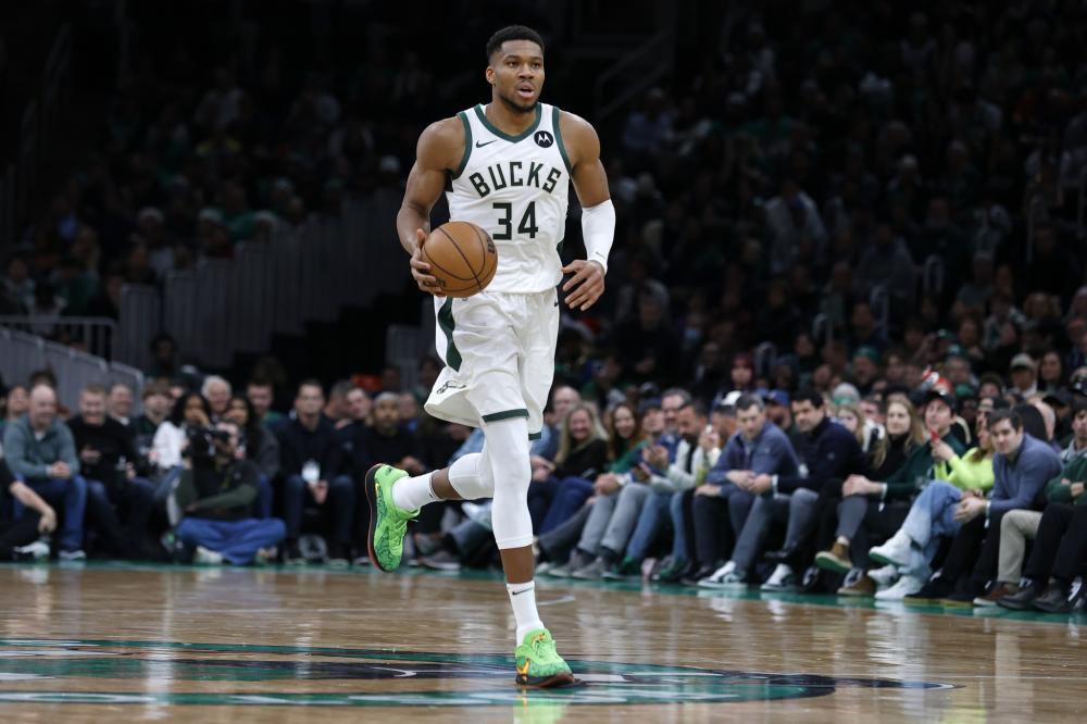 速吸引了球 速吸引了球